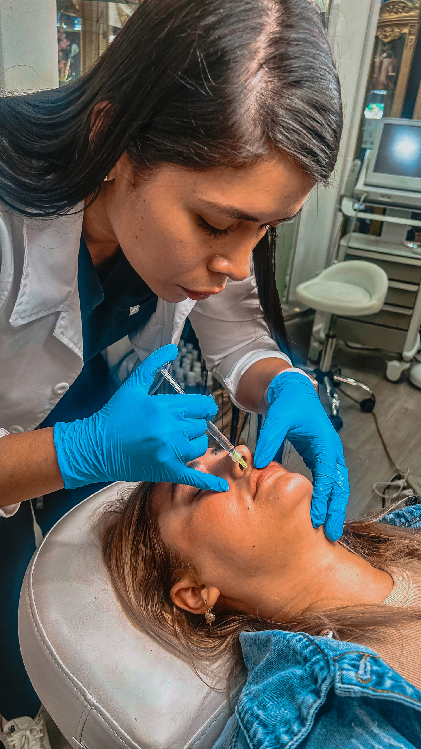 Karen Martínez working